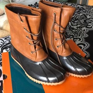 Duck boots by sporto